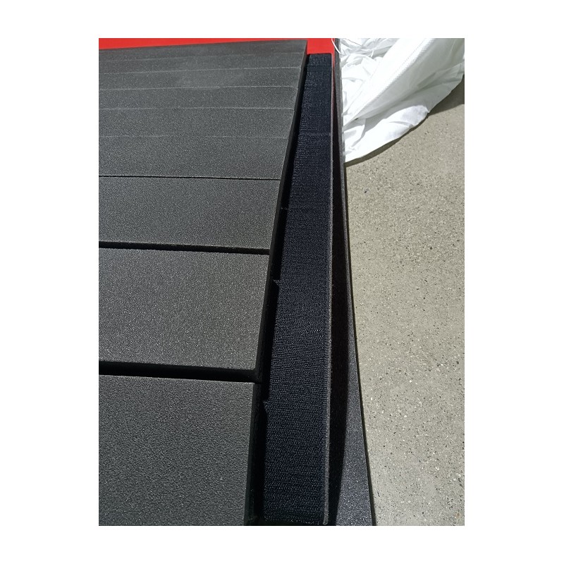 Tatami Enroulable 4cm - 1,5x10m détails velcro