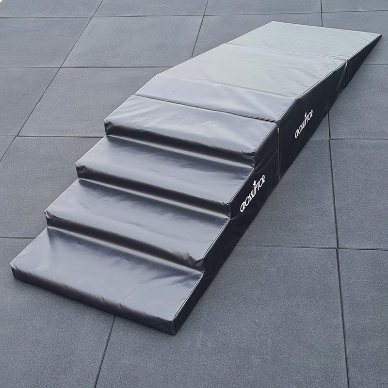 PLATFORM OBSTAKEL HANDSTAND LOPEN PLATFORM OBSTAKEL HANDSTAND LOPEN