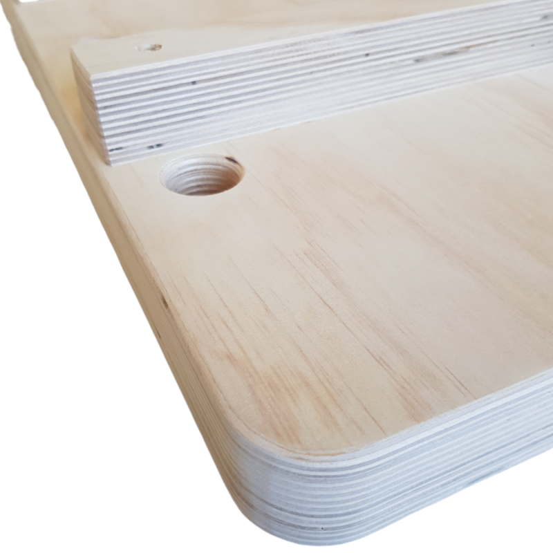 Pegboard met latten Pegboard met latten